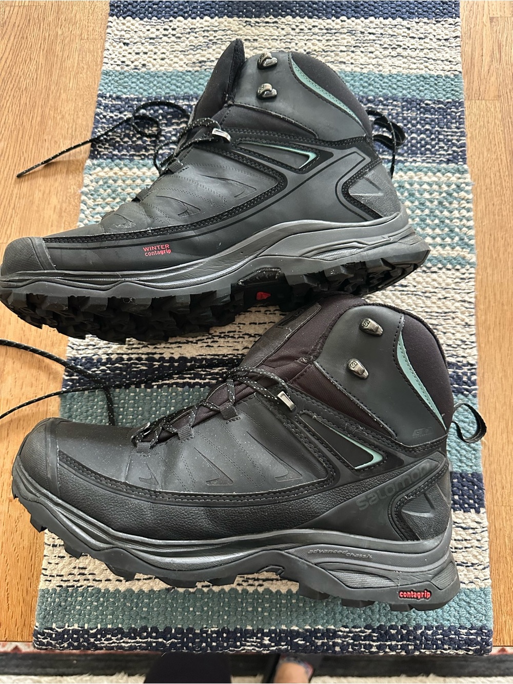 Salomon Black Hiking Boots with Teal Accents